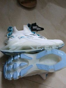 White Shoes Size 45 - UK 11