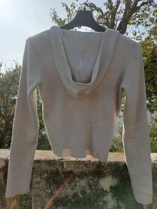 Off White Women Wear