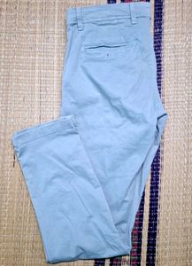 Light Grey Chinos Pant For Men.