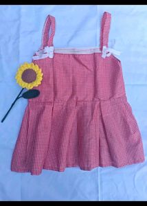 Cute Red Gingham tops