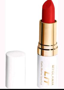 Myglamm Burgundy Lipstick