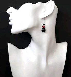 Braslate &amp; eyerring Black,Red Steachable/unique