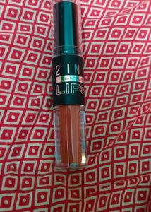 2 in One Lipstick