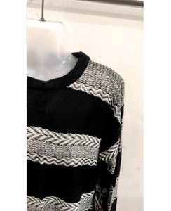 Soft Black And White sweater Top For Women&#39;s