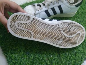 Adidas Superstar