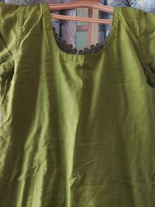 Green Embroidered Kurta
