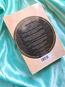 🔥 Fourth Wing – Rebecca Yarros |