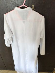 Kurta ( Branded N  Collared, Buttoned )