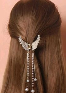Coren Pearl Wing Hair Clip