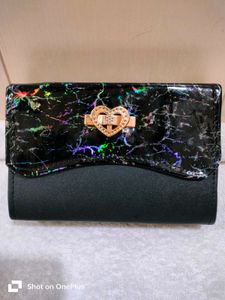 Only Cash Offer Accept 👍🏻Cute Heart Clasp Wallet