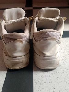 Kardam&amp;Sons Vintage White Sneakers