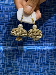 Pearl Earrings For Party And Wedding