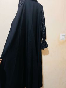 Elegant Black Abaya with Embellished Sleeves