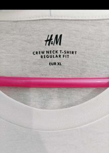 H&amp;M Graphic T-shirt