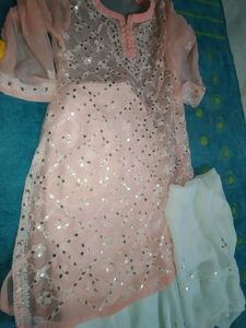 Lucknowi Chikankari Gottapatti Kurti Set