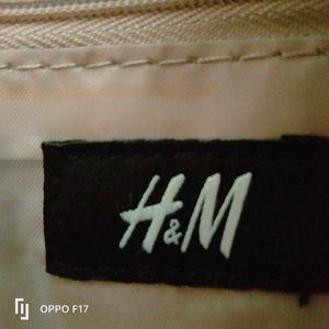 H&amp;M sling bag