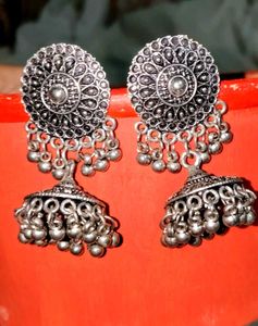Silver Jhumka Earrings