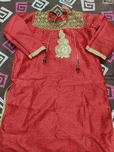 Elegant Red &amp; Gold Kurta