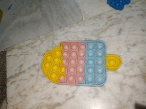 12 Fidgets