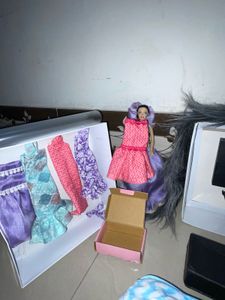 Doll with Wardrobe &amp; Accessories&amp; 5 Dresses