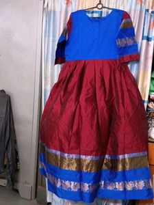 Kanchi Pattu Gaun