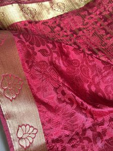 Beautiful Red Coloured Saree❤️