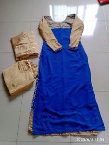Kurthi Pant Set