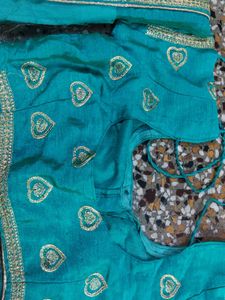 Elegant Teal Saree with Blouse