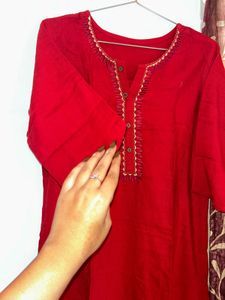 Embroidered Long Kurti Combo – Red &amp; Blue (Size M)