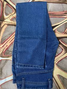 Unworn Slim Fit Blue Jeans – Size 30 (76 cm Waist)
