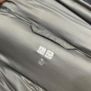 UNIQLO ZIPPER JACKET