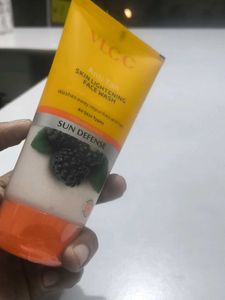 VLCC Anti Tan Face Wash
