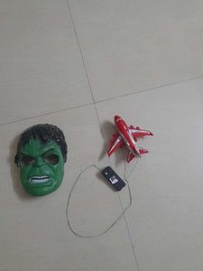 Toy Bundle - Hulk Mask &amp; Airplane