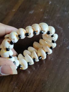 Cowri Shells Bracelet