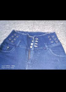 High-Waisted Jeans and White Pant