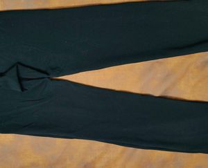 BLACK STRAIGHT JEANS 💢💢