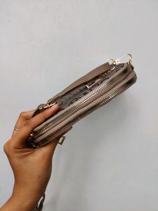 BRAND NEW CLN CROSSBODY BAG