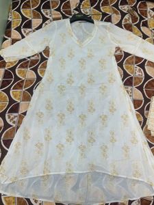 White &amp; Gold Print Kurti