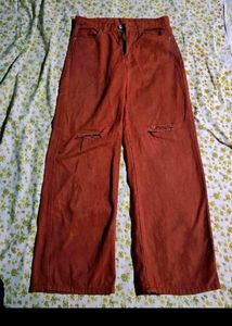 Jeans With Free Top