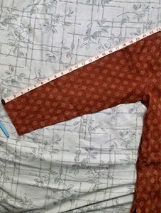 Boy&#39;s Brown Kurta