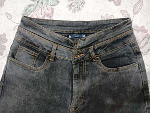 Acid Wash Gray Cropped Jeans