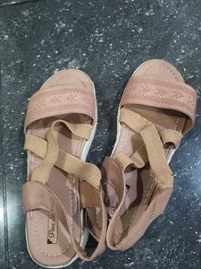 Cute Flats & Sandals