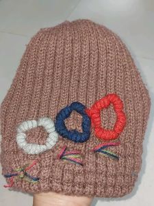 Cute Knitted Beanie with Appliques