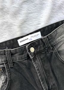 Bershka Washed Baggy Jeans (Unisex)