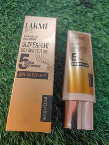 Lakme 9 To 5 Sun Expert Dry Matte Fluid Sunscreen