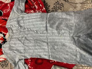 Gray Striped Button-Accent Kurta