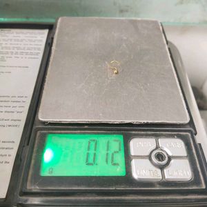 22c Pure Gold Ball Nose Pin