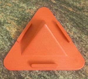 Triangular Mobile Holder