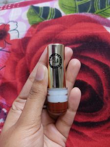 Color Queen Matte Lipstick