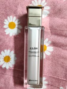 MyGlamm Glow Cleanser